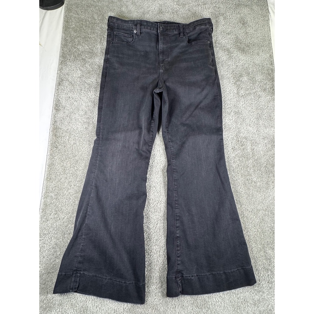 American Eagle Super High Rise Flare Jeans Black Next Level Stretch 16 Short